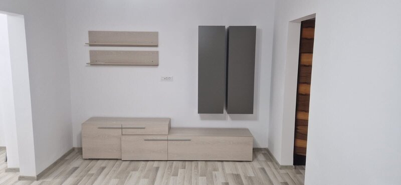 Dristor metrou, vanzare ap. 3 camere,